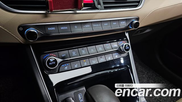 Hyundai Grandeur (IG) 2.4 Premium Special 2018 — фото 32