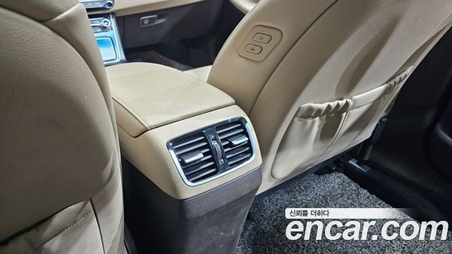 Hyundai Grandeur (IG) 2.4 Premium Special 2018 — фото 33