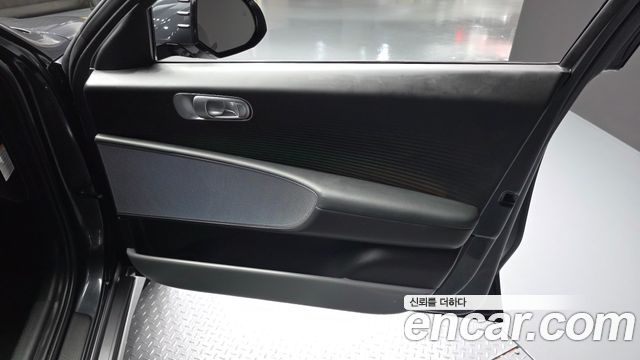 Hyundai Ioniq 6 Long Range AWD Exclusive + 2023 — фото 24