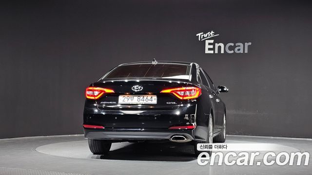 Hyundai Sonata (LF) 2.0 Smart 2015 — фото 4