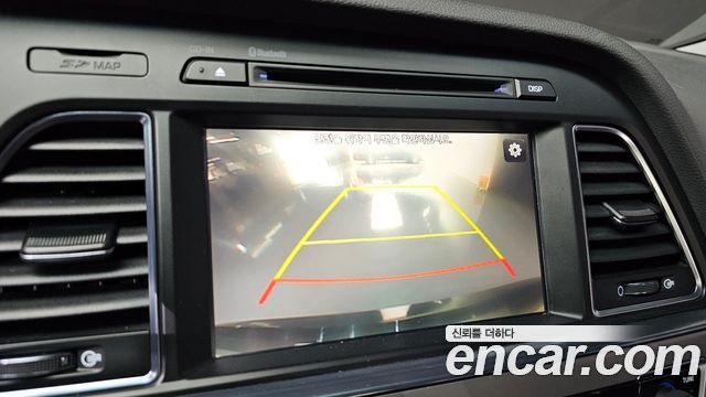 Hyundai Sonata (LF) 2.0 Smart 2015 — фото 15