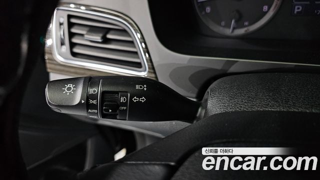 Hyundai Sonata (LF) 2.0 Smart 2015 — фото 16