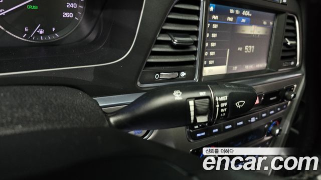 Hyundai Sonata (LF) 2.0 Smart 2015 — фото 27