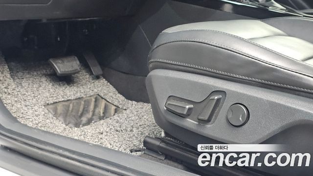 Kia Niro Prestige 2022 — фото 14