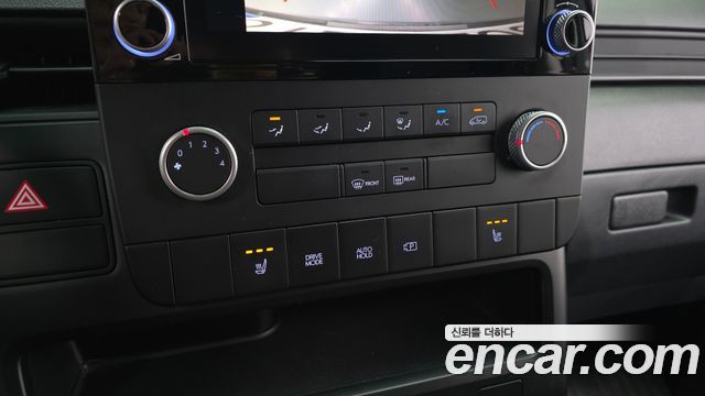Hyundai Staria Cargo 3-Seater Smart 2025 — фото 18