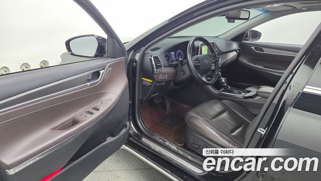 Hyundai Grandeur (IG) 3.0 Exclusive 2017 — фото 10
