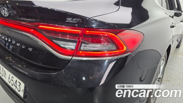 Hyundai Grandeur (IG) 3.0 Exclusive 2017 — фото 23