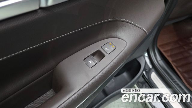 Hyundai Grandeur (IG) 3.0 Exclusive 2017 — фото 30