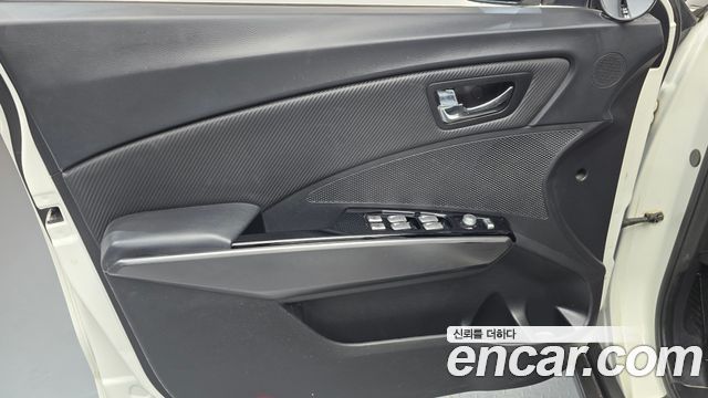 KG Mobility (SsangYong) Tivoli Air 1.6 IX 2WD 2019 — фото 24