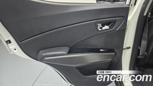 KG Mobility (SsangYong) Tivoli Air 1.6 IX 2WD 2019 — фото 25