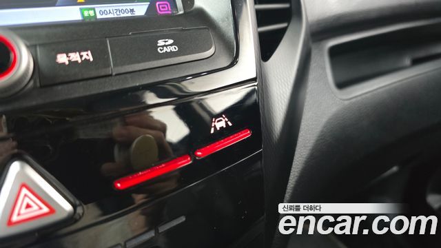 KG Mobility (SsangYong) Tivoli Air 1.6 IX 2WD 2019 — фото 29
