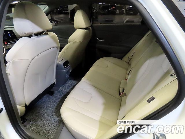Hyundai Avante (CN7) 1.6 Inspiration 2024 — фото 7