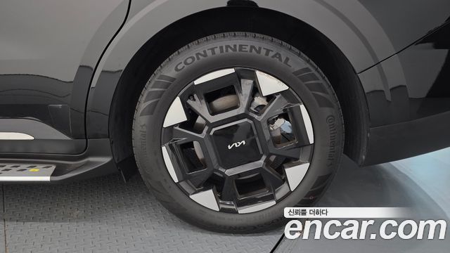Kia Carnival (IV) Diesel 9-Seater Hi Limousine Signature 2024 — фото 21