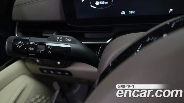 Kia Carnival (IV) Diesel 9-Seater Hi Limousine Signature 2024 — фото 29