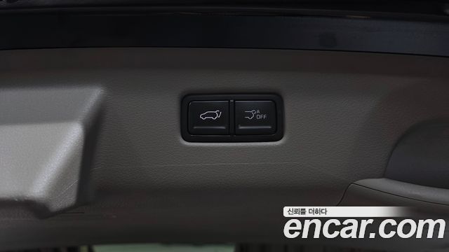 Kia Carnival (IV) Diesel 9-Seater Hi Limousine Signature 2024 — фото 33