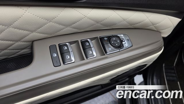 Kia Carnival (IV) Gasoline 9-Seater Hi Limousine (7-seater Limousine(Special vehicle) 2024 — фото 30