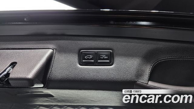 Kia Carnival (IV) Gasoline 9-Seater Hi Limousine (7-seater Limousine(Special vehicle) 2024 — фото 35