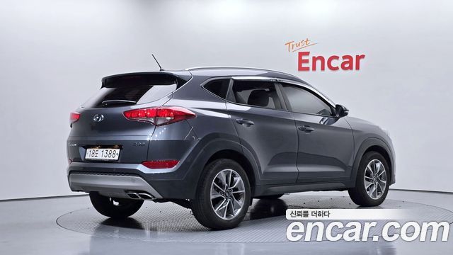 Hyundai Tucson Diesel 2.0 2WD Modern 2018 — фото 2