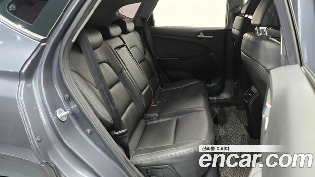 Hyundai Tucson Diesel 2.0 2WD Modern 2018 — фото 11