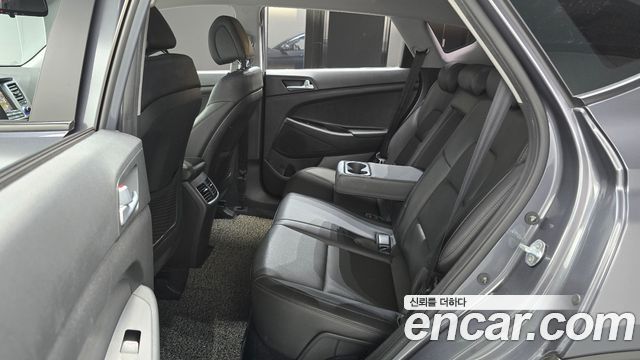Hyundai Tucson Diesel 2.0 2WD Modern 2018 — фото 12