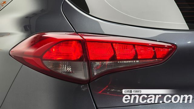 Hyundai Tucson Diesel 2.0 2WD Modern 2018 — фото 23