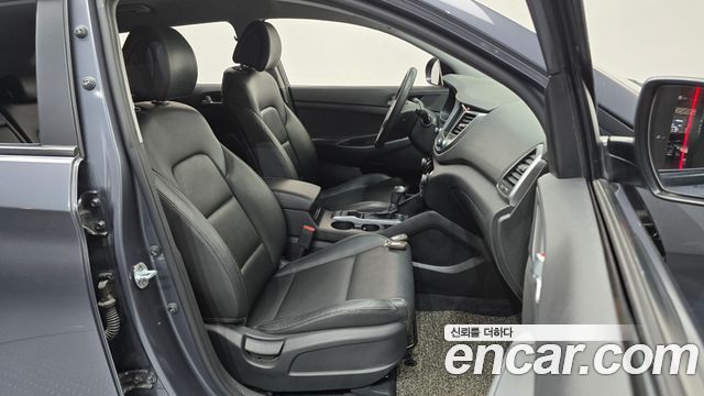 Hyundai Tucson Diesel 2.0 2WD Modern 2018 — фото 26