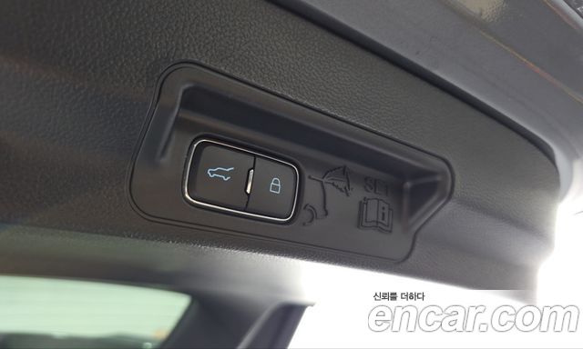 Ford Explorer (VI) 2.3 LimIted 4WD 2021 — фото 17