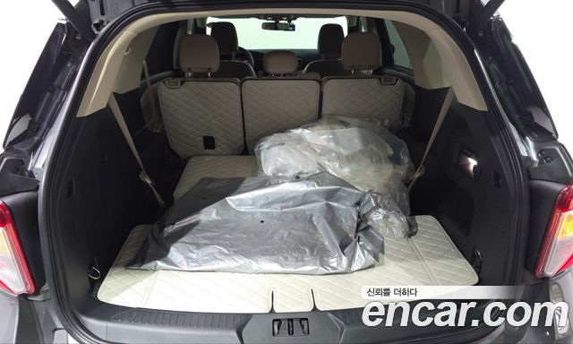Ford Explorer (VI) 2.3 LimIted 4WD 2021 — фото 18