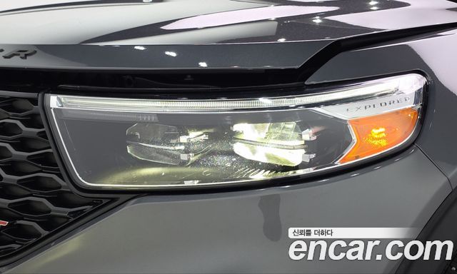 Ford Explorer (VI) 2.3 LimIted 4WD 2021 — фото 22