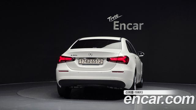 Mercedes-Benz A-Class (W177) A220 Sedan 2020 — фото 4