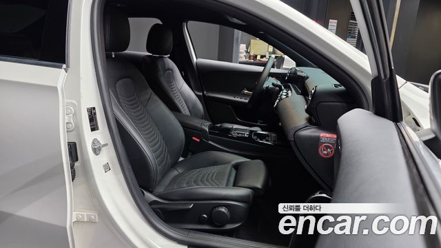 Mercedes-Benz A-Class (W177) A220 Sedan 2020 — фото 11