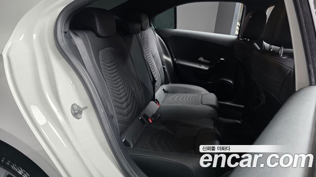 Mercedes-Benz A-Class (W177) A220 Sedan 2020 — фото 12