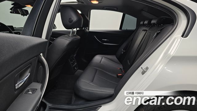BMW 3 Series (F30) 320d xDrive 2016 — фото 16