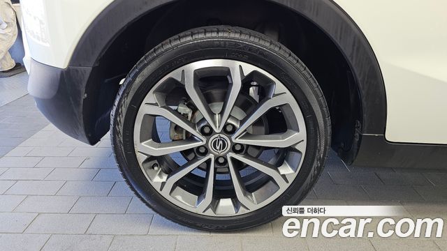 KG Mobility (SsangYong) Tivoli VX 2WD 2017 — фото 5
