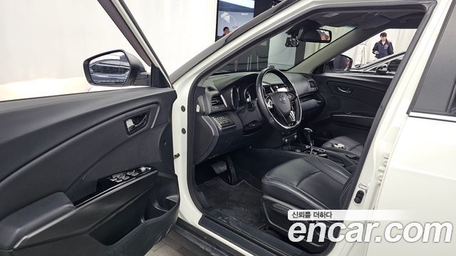 KG Mobility (SsangYong) Tivoli VX 2WD 2017 — фото 10