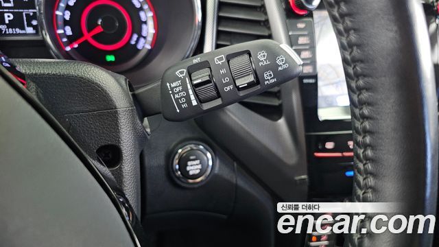 KG Mobility (SsangYong) Tivoli VX 2WD 2017 — фото 15