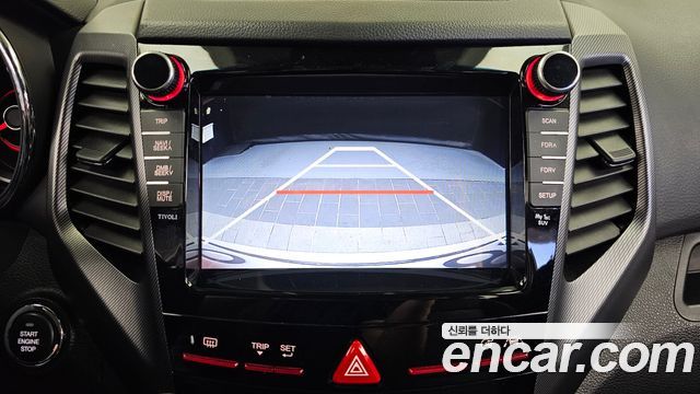 KG Mobility (SsangYong) Tivoli VX 2WD 2017 — фото 17