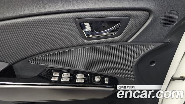 KG Mobility (SsangYong) Tivoli VX 2WD 2017 — фото 28