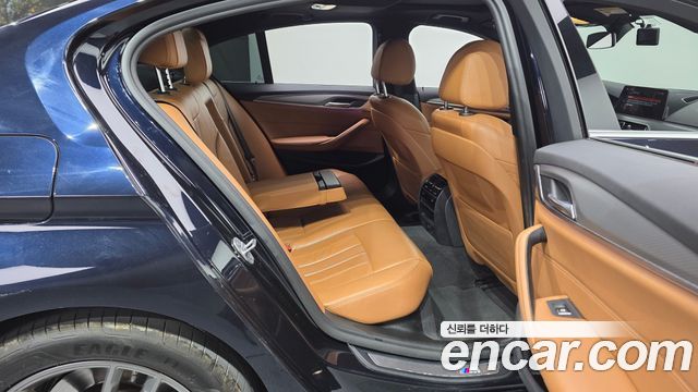 BMW 5 Series (G30) 520d M Sport Special Edition 2018 — фото 16