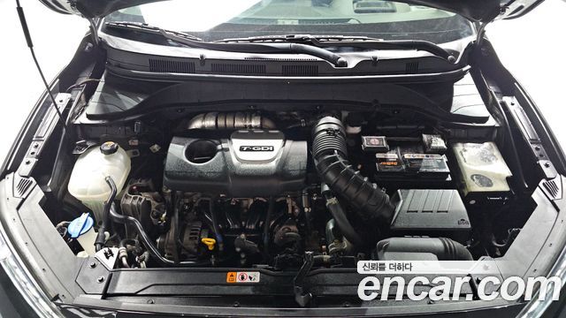 Hyundai Kona 1.6 Turbo 2WD Modern Art 2019 — фото 6