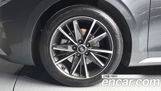 Hyundai Grandeur (IG) 2.5 Le Blanc 2023 — фото 5