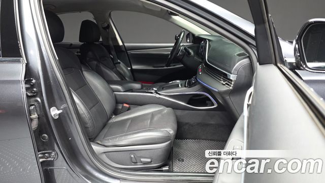 Hyundai Grandeur (IG) 2.5 Le Blanc 2023 — фото 11