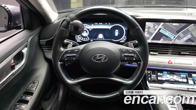 Hyundai Grandeur (IG) 2.5 Le Blanc 2023 — фото 13