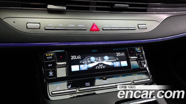 Hyundai Grandeur (IG) 2.5 Le Blanc 2023 — фото 17