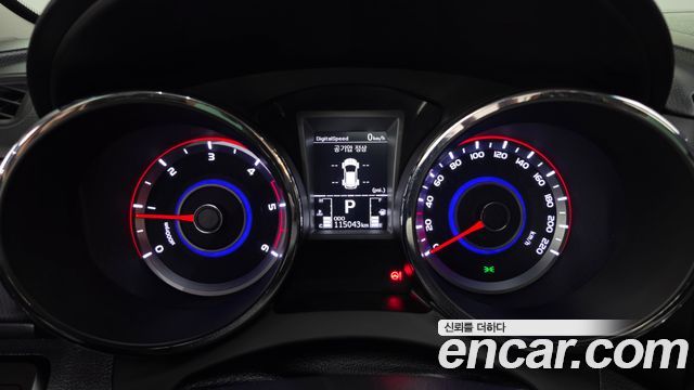 KG Mobility (SsangYong) Tivoli Air Diesel RX 2WD 2017 — фото 8