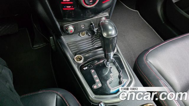 KG Mobility (SsangYong) Tivoli Air Diesel RX 2WD 2017 — фото 9
