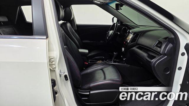 KG Mobility (SsangYong) Tivoli Air Diesel RX 2WD 2017 — фото 11