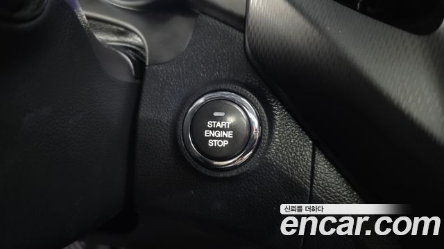 KG Mobility (SsangYong) Tivoli Air Diesel RX 2WD 2017 — фото 16