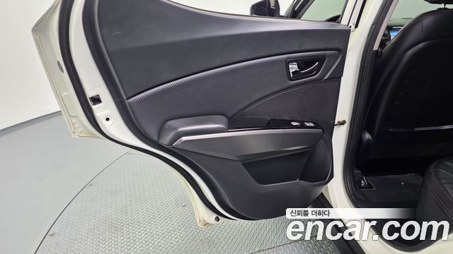KG Mobility (SsangYong) Tivoli Air Diesel RX 2WD 2017 — фото 25