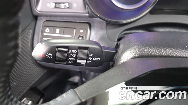 KG Mobility (SsangYong) Tivoli Air Diesel RX 2WD 2017 — фото 32